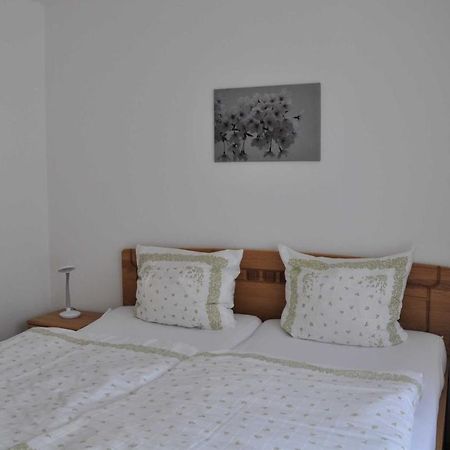 Ferienwohnung Fischer Меерсбург Екстериор снимка